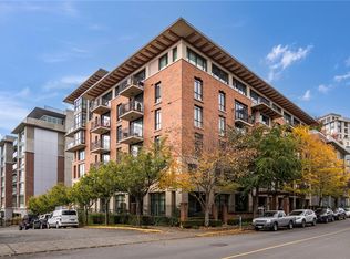 827 Fairfield Rd #107, Victoria, BC V8V5B2