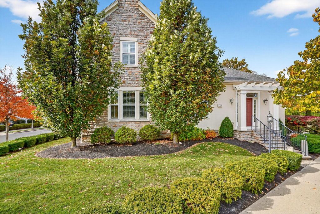 Real estate listing image