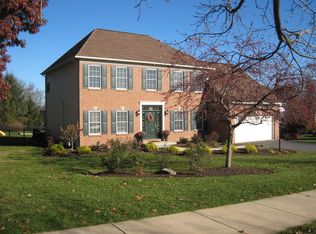 1465 N Foxpointe Dr, State College, PA