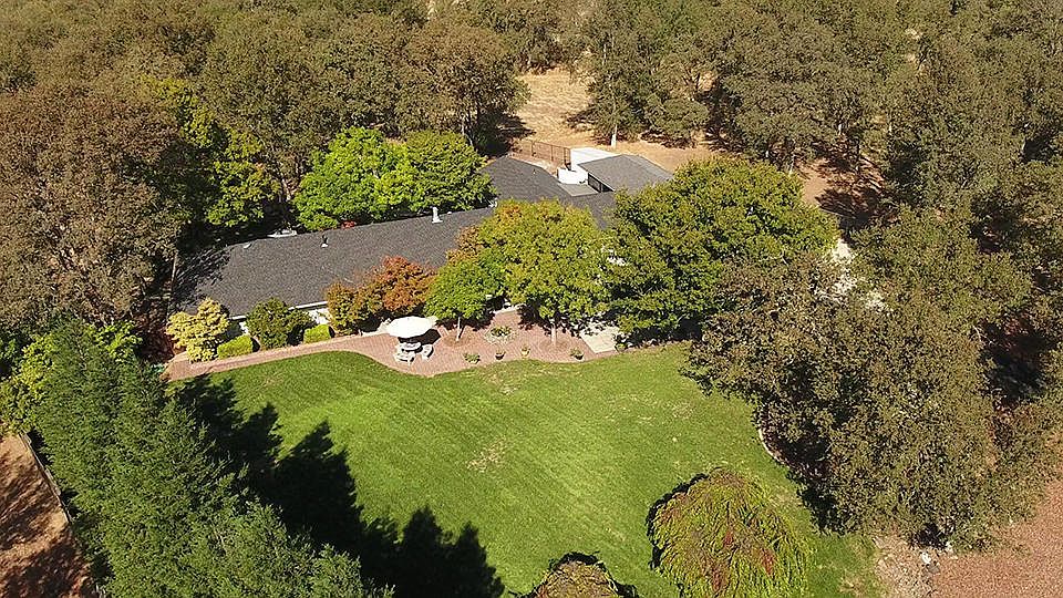 1st image of 9598 Quarter Horse Ln
