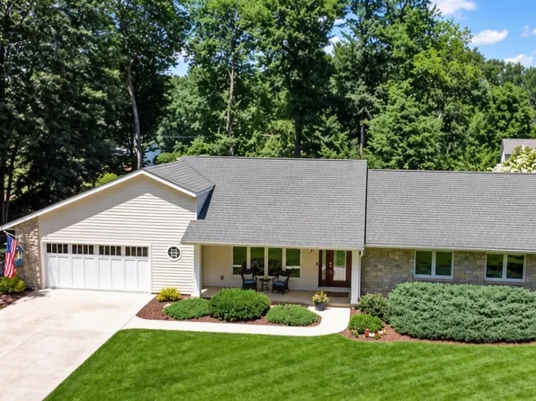 12638 Emerald Ct, Plymouth, IN 46563