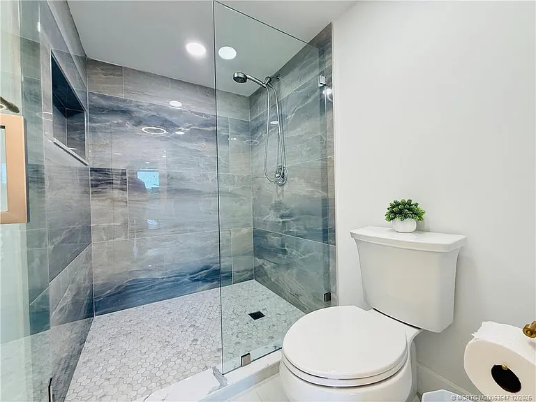 8800 S Ocean Dr #102 — Photo 57