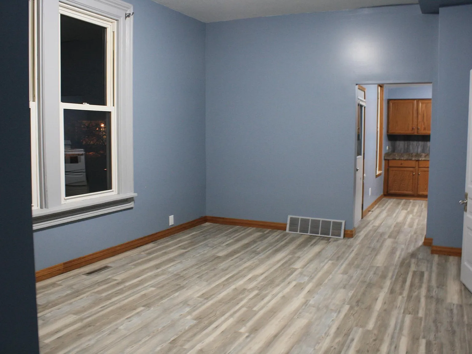 1 bed, 730 sqft, $690 — Photo 2