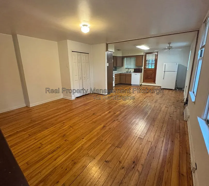 216 Kearsarge St #1