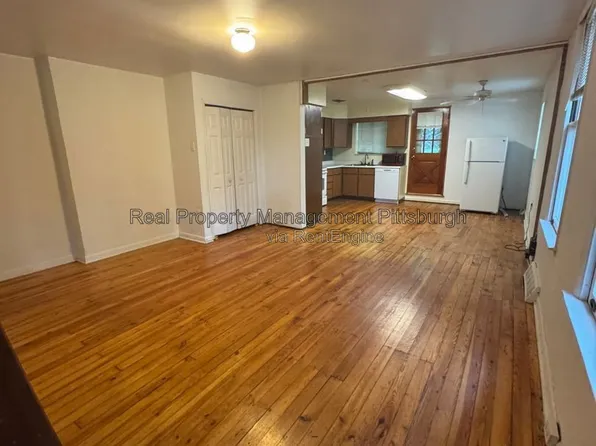 216 Kearsarge St Floor 1, Pittsburgh, PA 15211