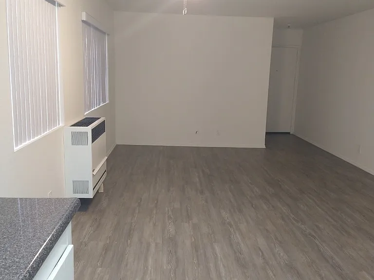 13621 Cerise Ave #5 — Photo 14