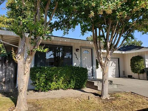 6945 Wavecrest Way Photo 1