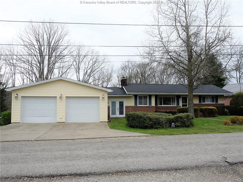 2nd image of 1733 Lakeland Cir