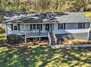 21 Amberidge Dr, Cartersville, GA 30121