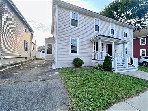 2nd image of 36 Court St #36