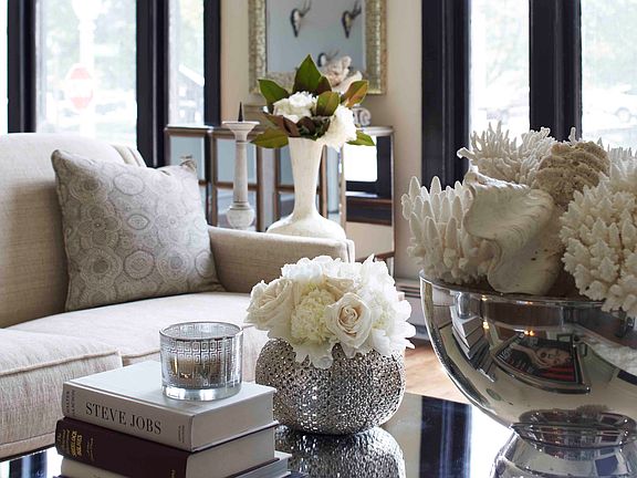 Exquisite decor