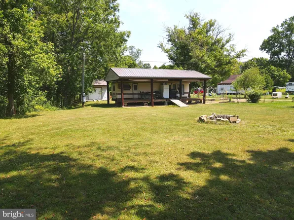 259 Cottage Ln, Springfield, WV 26763