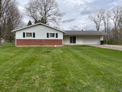 2351 S Carriage Hill Dr, Bellefontaine, OH, 43311
