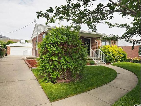 3rd image of 3170 S Vivian St
