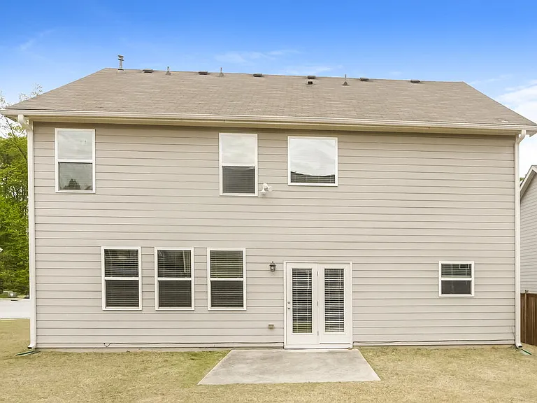 314 Lenore Ct — Photo 17