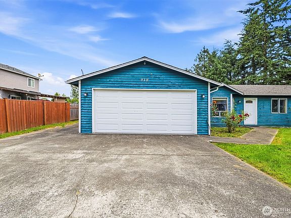 2nd image of 918 Celery Avenue
