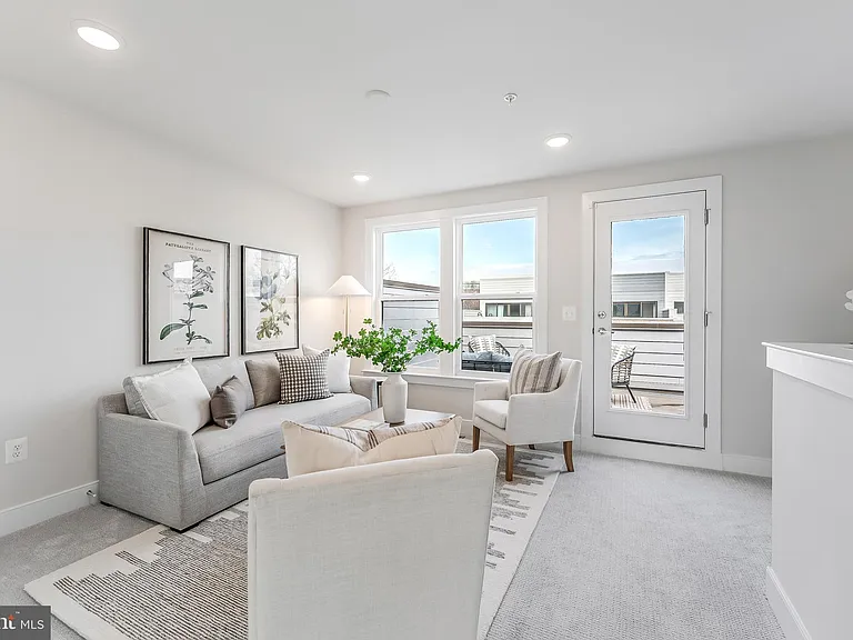 12742 Verdant Way — Photo 40