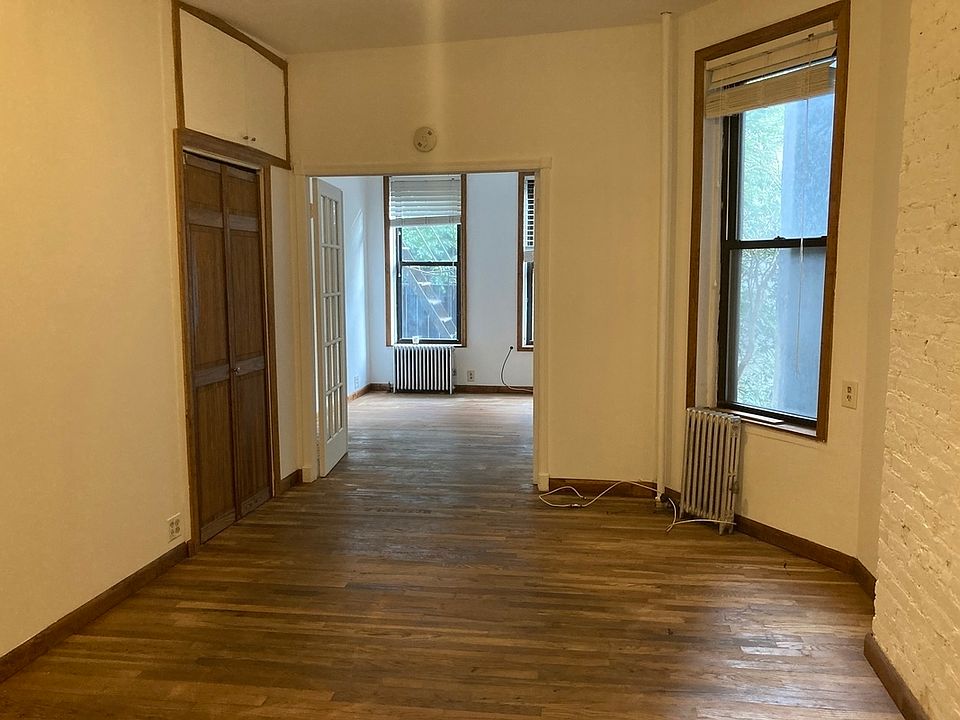 2nd image of 352 E 91st St APT 5