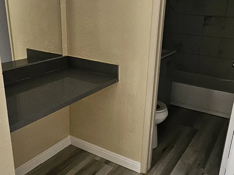Villa Del Sol Apartments — Photo 25