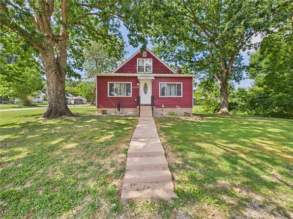 1208 Elder St, Parkersburg, WV 26101