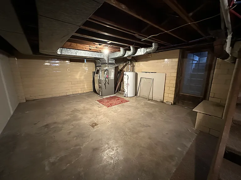 445 Constitution Blvd — Photo 10