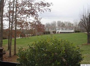 4032 Greenfield Dr, Gladstone, VA 24553