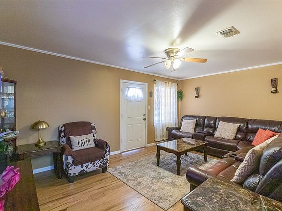 5th image of 3608 N 9th St