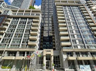 270 Wellington St W #1124, Toronto, ON M5V 3P5