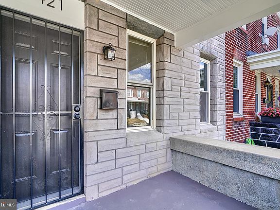 3rd image of 3421 Ravenwood Ave