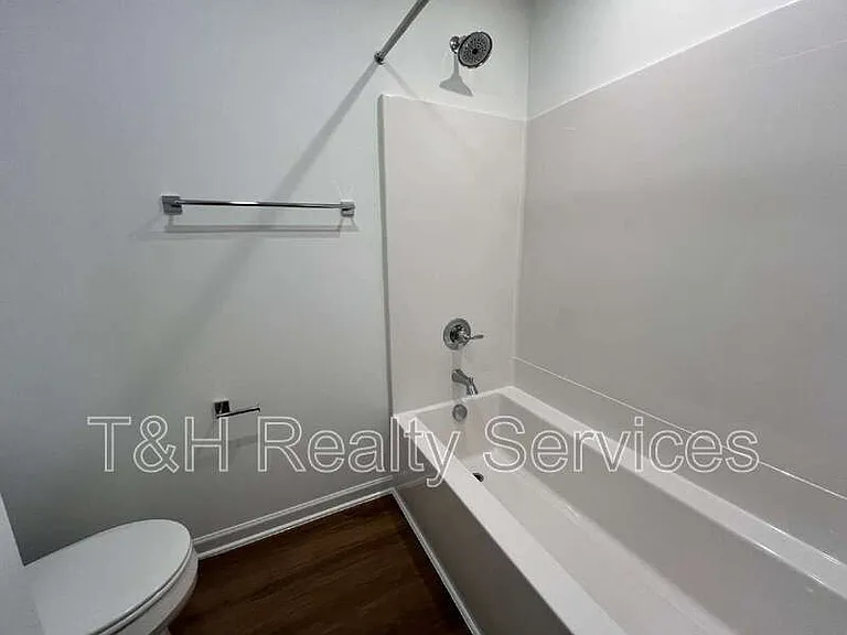 9275 Loyola Way — Photo 27