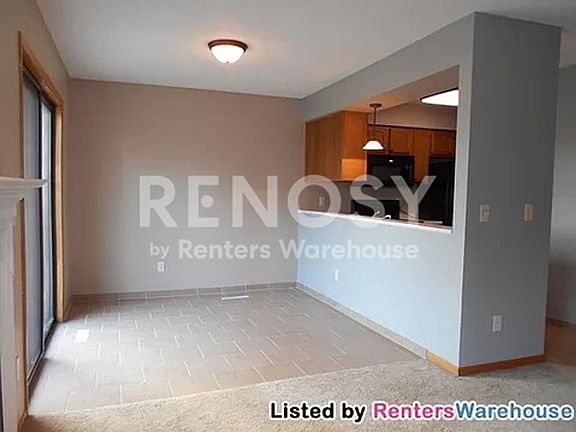5th image of 24 Elton Ridge Ct NW