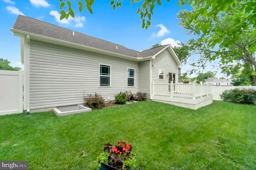 3 bed, $2,800 — Photo 1