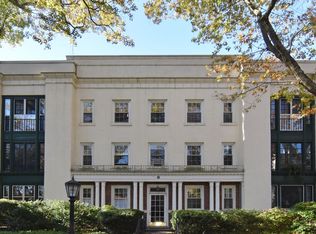 8 Brooklands APT 1A, Bronxville, NY 10708