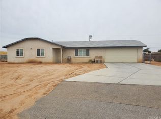 12190 Waynoka Rd, Apple Valley, CA 92308