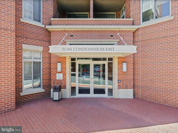 4480 Market Commons Dr Unit 506, Fairfax, VA 22033