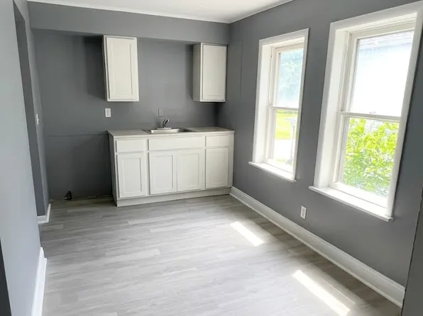 754 E 14th St, Erie, PA