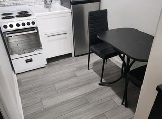 1385 Plaza Ave SW, Atlanta, GA 30310