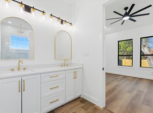741 S Carroll St, La Porte, TX 77571
