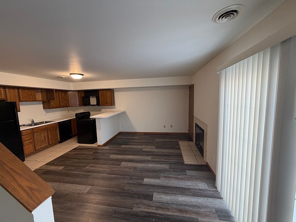1st image of 212 Timblin Dr APT 6