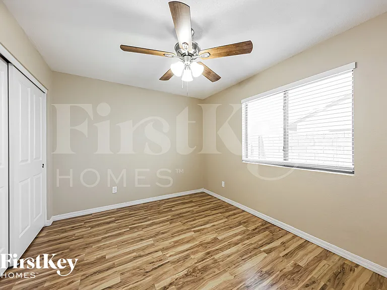 3336 W Quail Ave — Photo 16