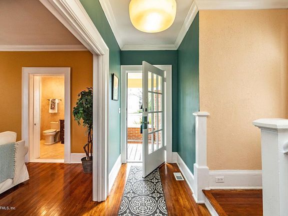 3rd image of 2589 College St