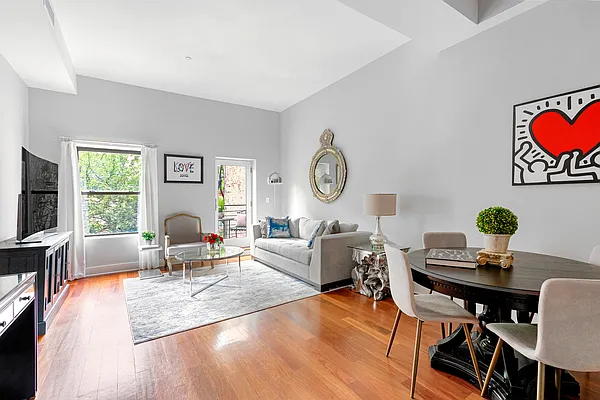 Sold by Compass | media 1