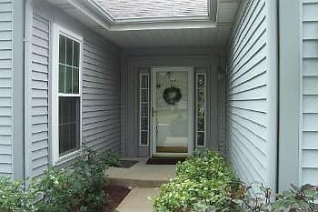 2nd image of 13616 S Redbud Ct