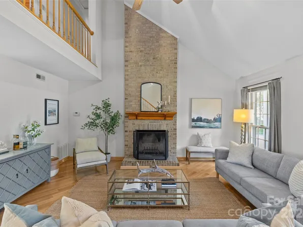 11608 Parks Farm Ln, Charlotte, NC 28277