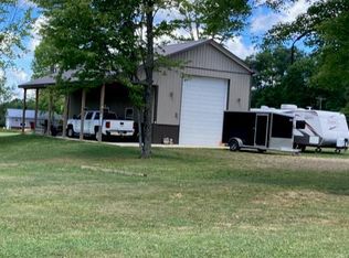 120 Yoo Hoo Ln, Franklin, PA 16323