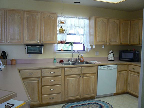 Tons of kitchen cabinets