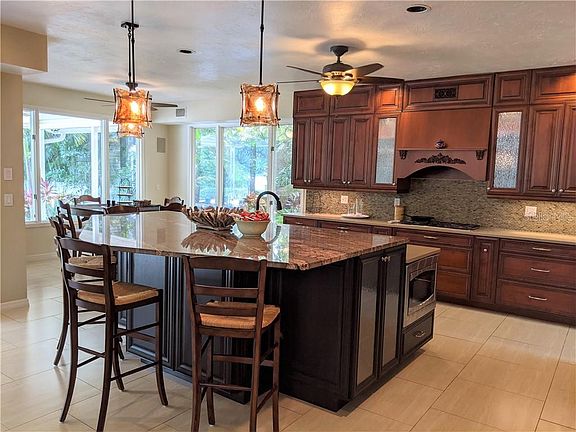 4th image of 8859 Fishermens Bay Dr