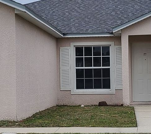 3rd image of 827 Jarnac Dr