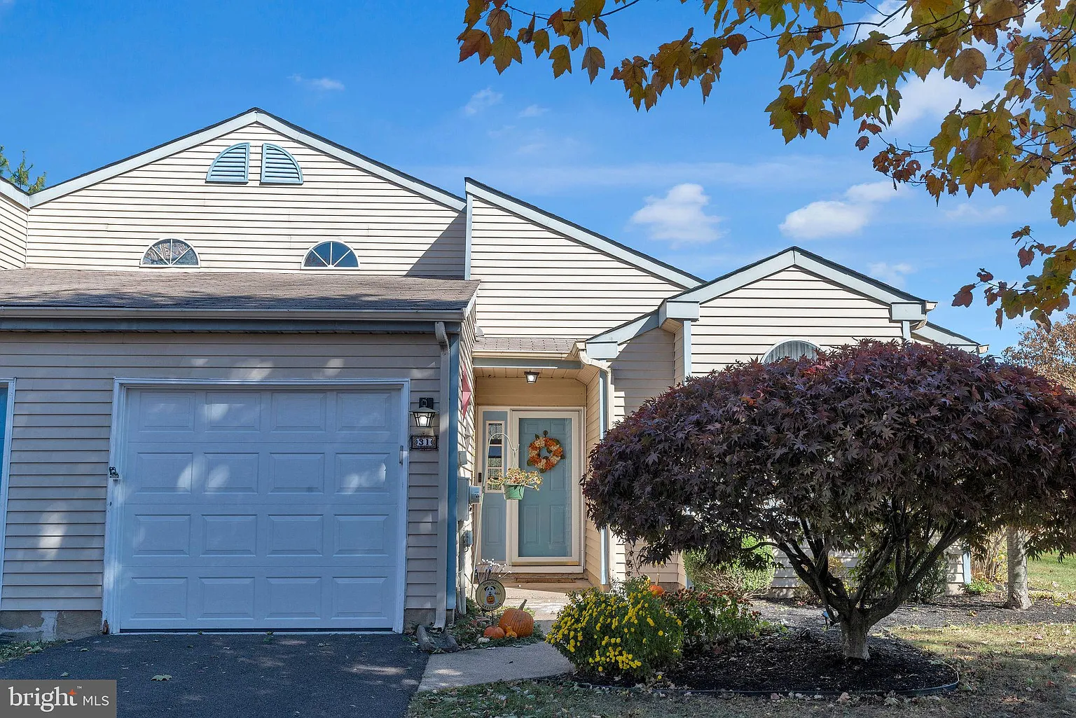 31 Kern Dr photo 1
