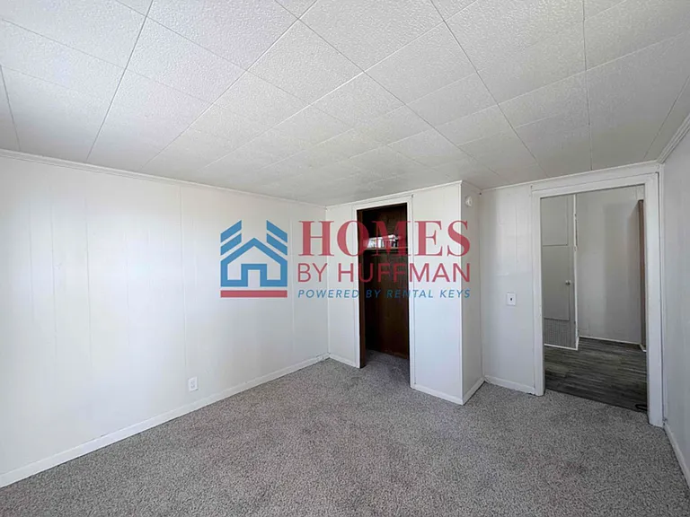 331 South Barker Avenue — Photo 9